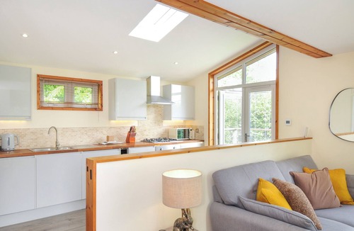 Lower Trengale Cottage | 5 FARAWAY FIELDS, romantic, luxury holiday cottage in Dobwalls
