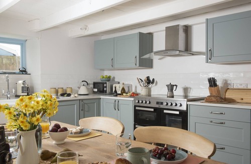 Marazion Cottage | 500m from the beach - Fireplace - Wi-Fi