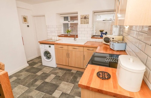 Pickering Cottage | 58 WESTGATE, parking, WiFi, in Pickering