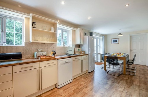 Beadnell Cottage | 6 Bed in Beadnell (oc-p32710)