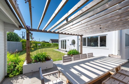 Constantine Bay Cottage | 6 Bed in Constantine Bay (oc-p00571)