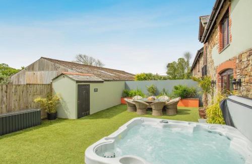 Holsworthy House | 6 Bed in Holsworthy oc-s41430