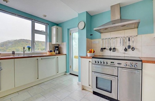 Lee Cottage | 6 Bed in Lee (oc-highvi)