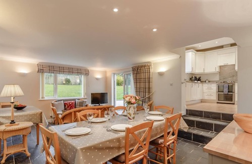 Constantine Bay House | 6 Bed in Padstow (oc-p00774)