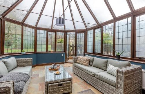 Long Barn House | 6 Bed in Taunton oc-b34095