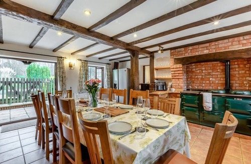Long Barn Cottage | 6 Bed in Taunton (oc-b34095)