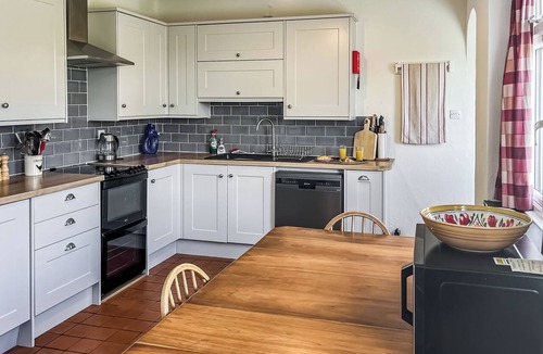 Trebetherick Cottage | 6 bedroom accommodation in Trebetherick, near Wadebridge