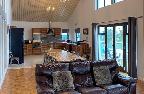 Irstead Cottage | 6 bedroom accommodation in Martham