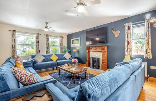 Spilsby Cottage | 6 bedroom accommodation in Orby, near Skegness