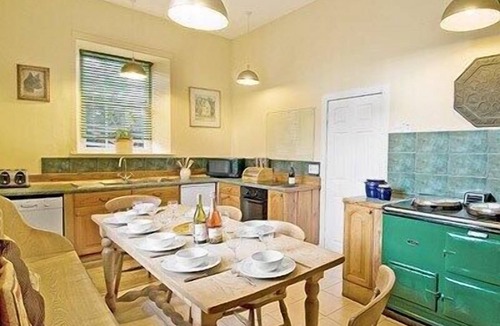 Kelso Cottage | 6 bedroom accommodation in Town Yetholm, near Kelso