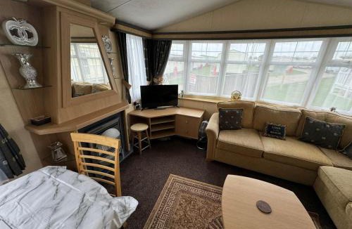 Chapel Saint Leonards Resort | 6 Berth Static Caravan, Golden Palm Resort, Chapel St Leonard's