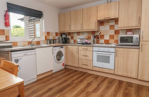 St Wenn Cottage | 64 Waterside