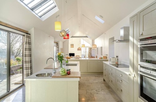 Borrowby Cottage | 7 Bed in Borrowby (oc-o39894)