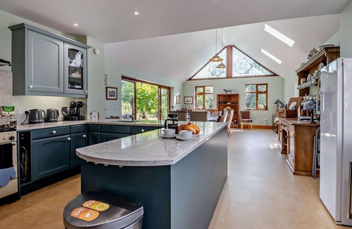 Bungay Cottage | 7 Bed in Earsham (oc-d29781)