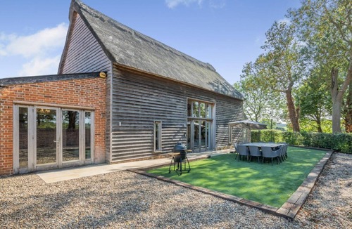 Beccles Cottage | 7 Bed in Ellough (oc-g33283)