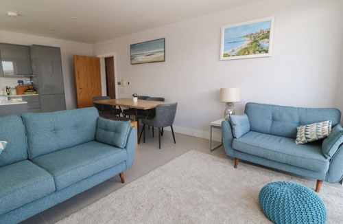 Southbourne Apartment | 7 Warren Edge Close, in Dorset