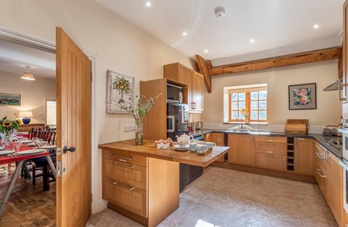 Westbrook Court Cottage | 8 Bed in Llanigon (oc-bn241)