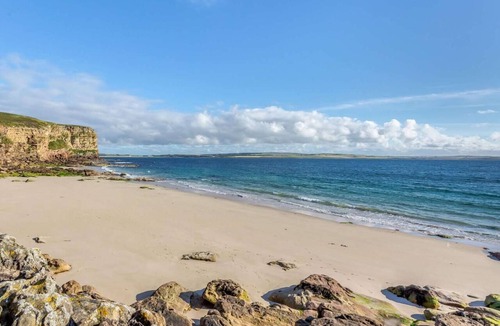 Hunspow Cottage | 9 Bed in Thurso (oc-88708)