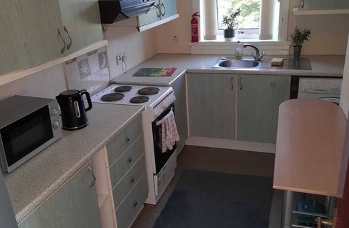 Dumfries Apartment | A 2 bed flat in clentral Dumfries, excellent walkability to all amenities.