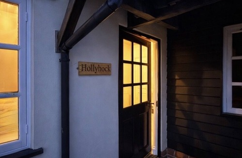 Dickleburgh Bed & Breakfast | a cozy, spacious,accessible room at historic pub