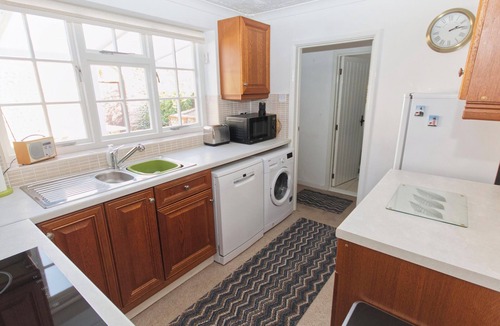 Cromer Cottage | A lovely traditional Norfolk flint cottage in a great location.