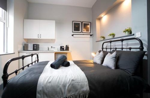 Moseley Apartment | Aesthetic Moseley Studio - 5