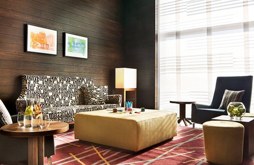Custom House Hotel | Aloft by Marriott London Excel