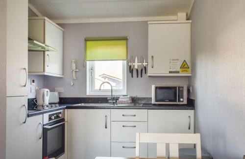 Oulton Broad House | Alula Lodge