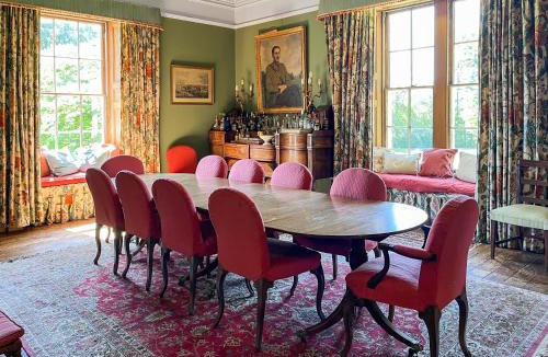 Newbridge House | Amisfield Tower
