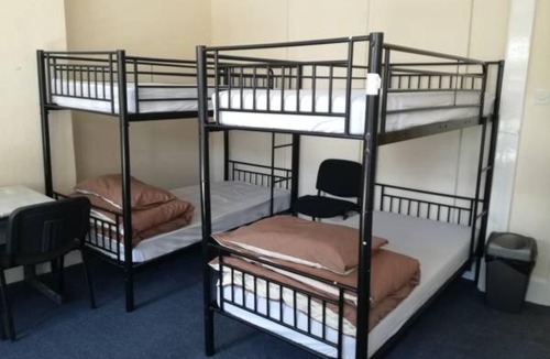 Hillside Hostel | Amity Hostel