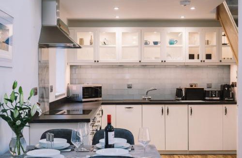 Dornie House | An Iolaire