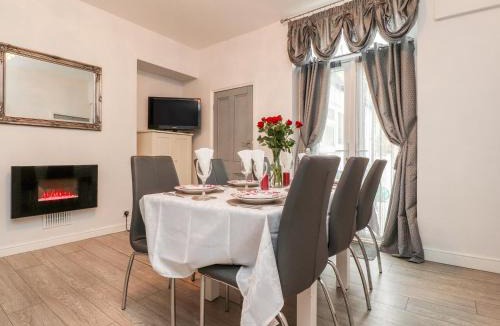 Skipton House | Angel Cottage