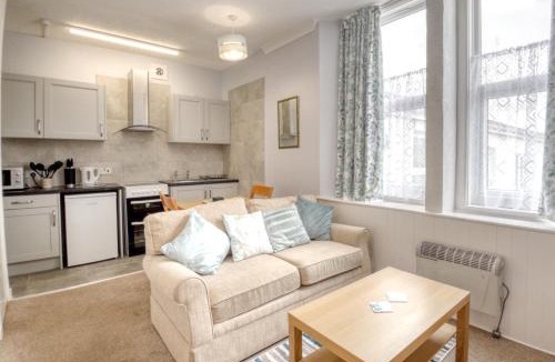 Paignton House | Apartment 4 - Large studio - Sea Front location - Rear views-Free Parking