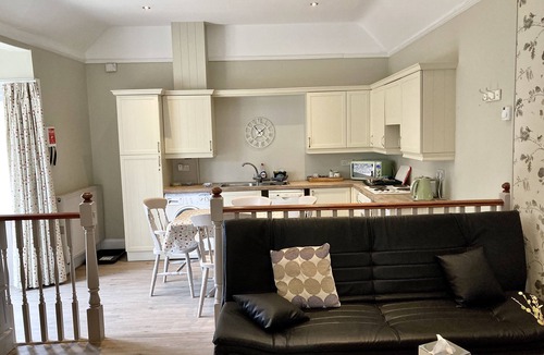 New Forest District Cottage | Apartment family x3 ensuite