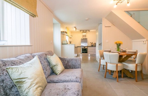 Crantock Cottage | Apple Barn