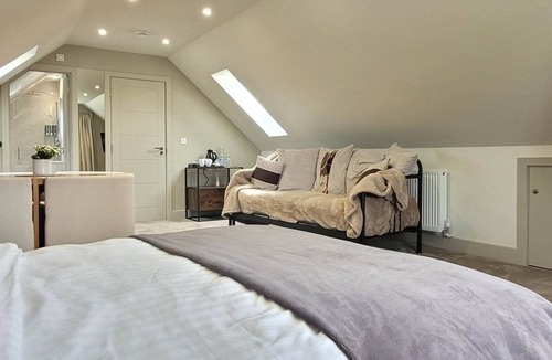 Tadley Bed & Breakfast | Apple Tree Place B&B