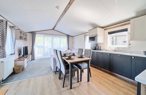 Great Houghton Cottage | Aquadrome Abode - Billing Aquadrome