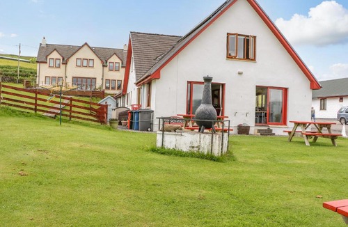 Gruline House | Arle Lodge