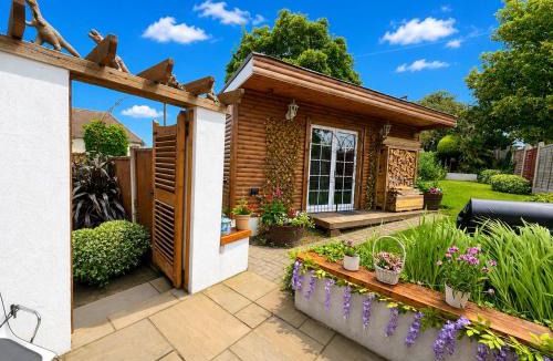 Sheffield House | Arnie