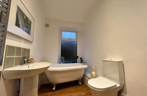 Skipton House | Arthur’s Cottage