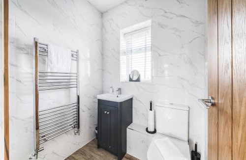 Radbourne House | Ash Lodge