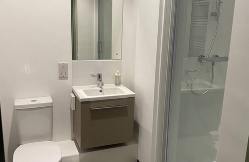 Ashbourne Hostel | Ashbourne Gateway Lodge