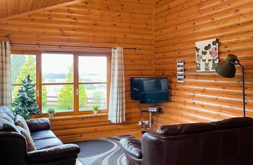 Perth House | Ashknowe Log Cabin - S4590