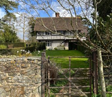 Ashleworth Apartment | Ashleworth Manor Guest Wing