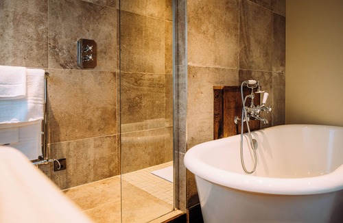 Downham Hotel | Assheton Arms