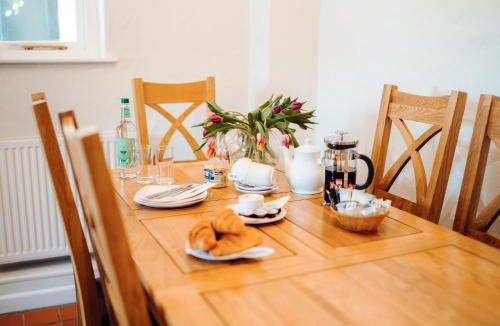 Lydstep House | Atrato's Stable - Uk6735