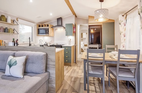 Swarland Ski Chalet | Autograph Junior Lodge 3 Bed Caravan with Hot Tub