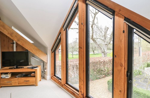 Salisbury Cottage | Avon Turn View