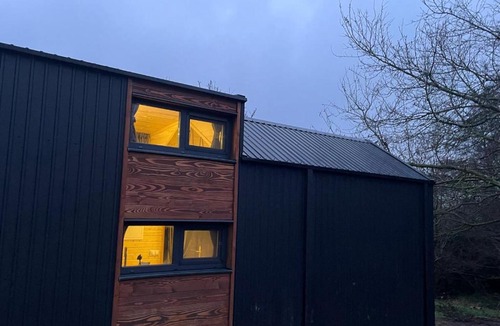 Whitchurch House | Badgers Hollow by Tiny Away