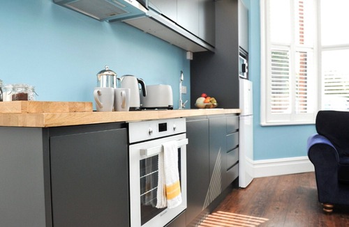 Cheltenham Cottage | Bailey Studio Apartment - UKC6337
